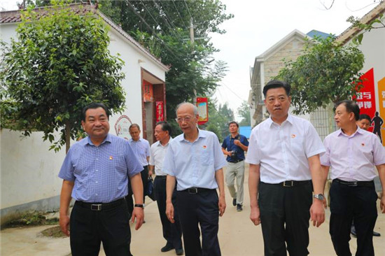 康縣何明遠(yuǎn)的最新新聞